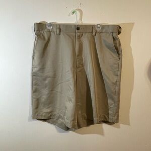 Pro‎ Tour men's khaki shorts size 36 flat front front/back pockets 10" inseam
